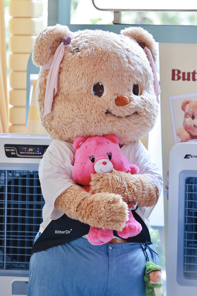 RittarZir's tweet photo. หมีเนยกับหมีแคร์แบร์ น่ารักฝุดๆ 🧸💗

#Butterbear​ ​#ด้อมน้องเนย https://t.co/a640fqDHM3