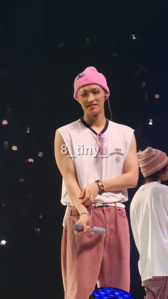 8_tiny_'s tweet photo. 240707 Star 1117
#민기 #MINGI https://t.co/TyZCbasNc8