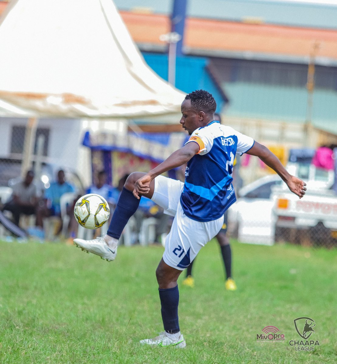 ChogmFc's tweet photo. Back to winning ways thanks to @Zee_merson .
Ft at kamomo
Chogm 1:0 @TKyangabukama
#tbiakitchen
#honghee https://t.co/OKfhgZGGKZ
