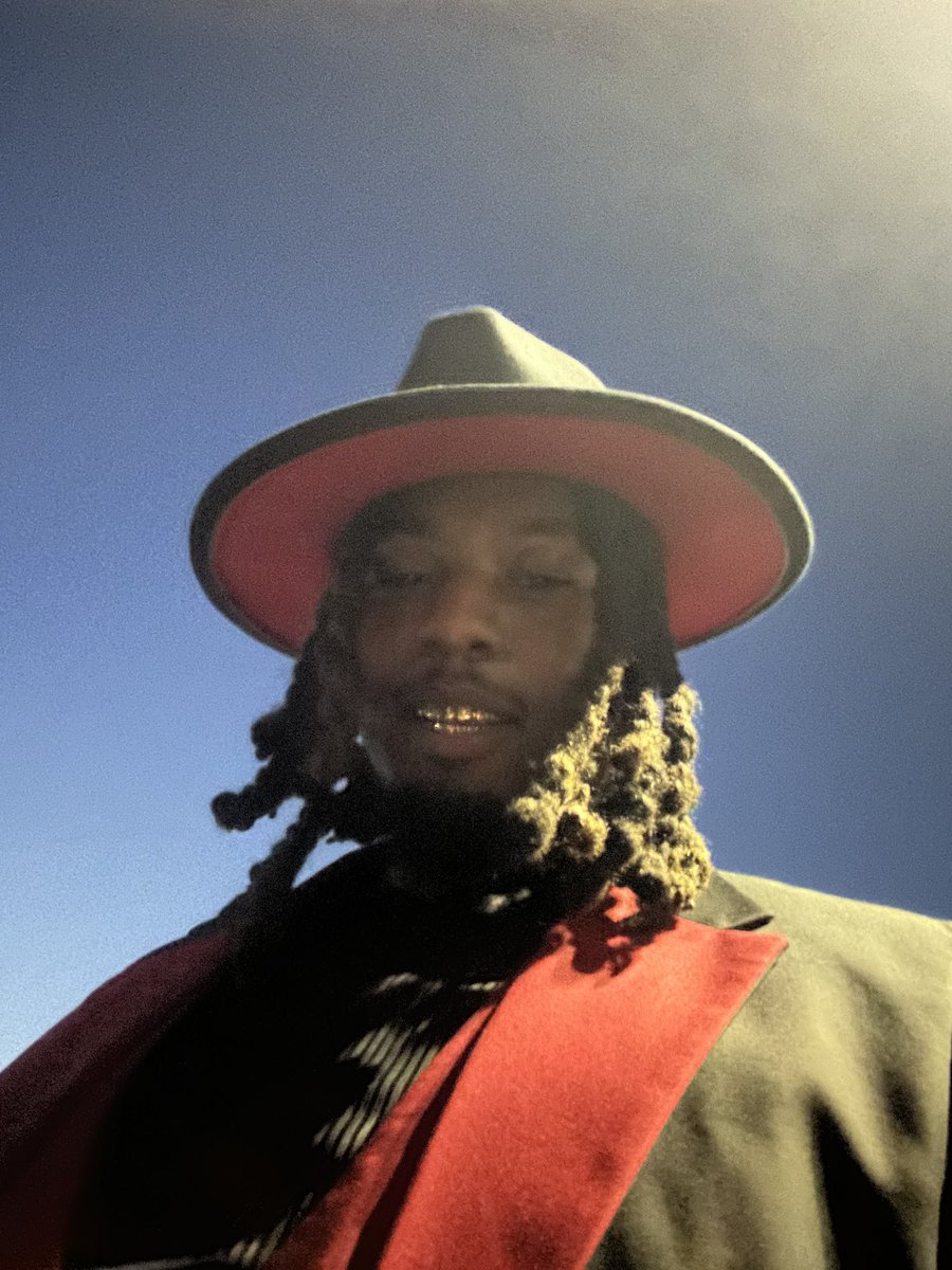 FGV1_'s tweet image. #F21