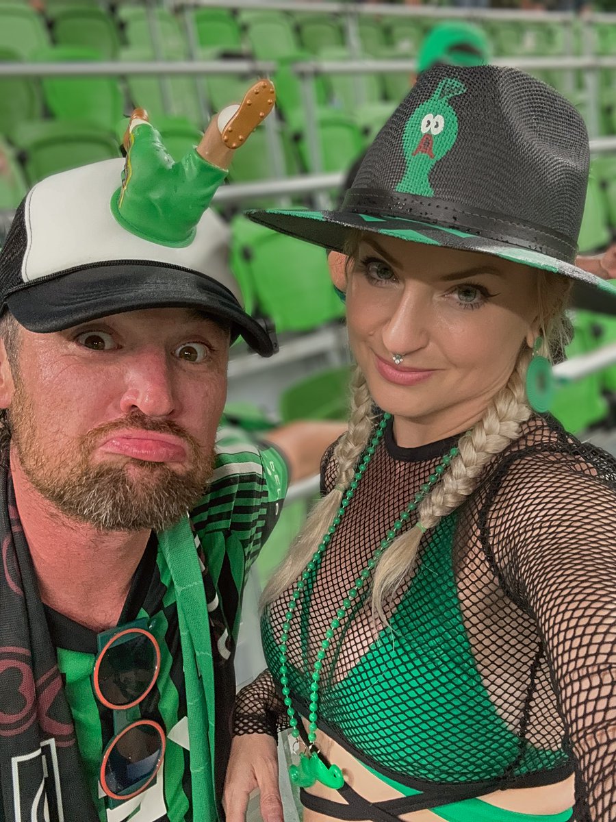 therealZIEJON's tweet photo. Weird Hat Crew aka @pollofcATX 🤠
#KeepAustinWeird #AustinFC #CapoLife #LMdA https://t.co/NJX6XqJQW2