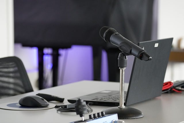 👉Entdecken Sie das beste Podcast-Mikrofon für atemberaubende Audioqualität👈#PodcastMikrofon #Ratgeber
bit.ly/4cuRB0v