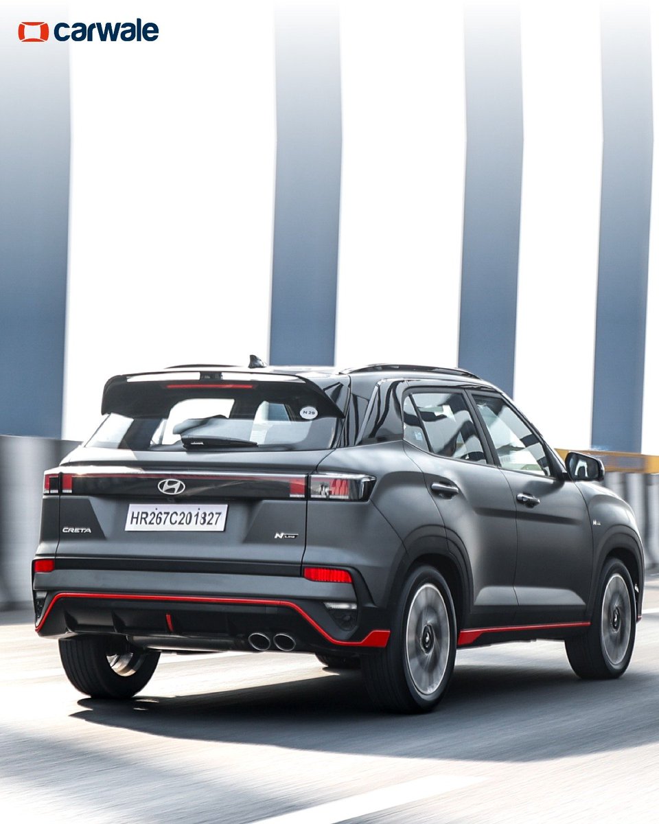 CarWale's tweet photo. The #CretaNLine offers sporty styling, fresh colors, and a unique interior. It balances everyday practicality with driving excitement, making it feel more special than the standard #Creta. It is feature-rich interior and appeals to those looking for a standout SUV.
#cwphotos https://t.co/bRtAVmwPM8