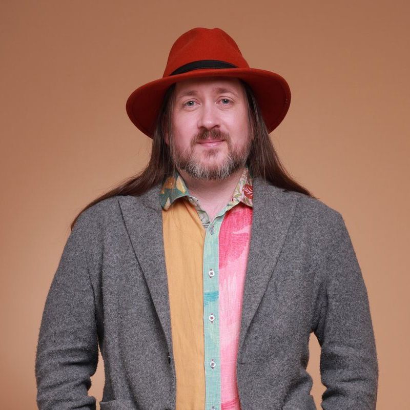 dresscodeshirts's tweet image. 🤓  Another 'pinch yourself' moment  when @James Bore was on Channel 5 news wearing his ReCode shirt. 👔  Thank you James, brilliant to see you sharing your expertise on TV. ❤️  

#DressCode #DressCodeShirts #ReCode #GeekLuxe #BestShirts