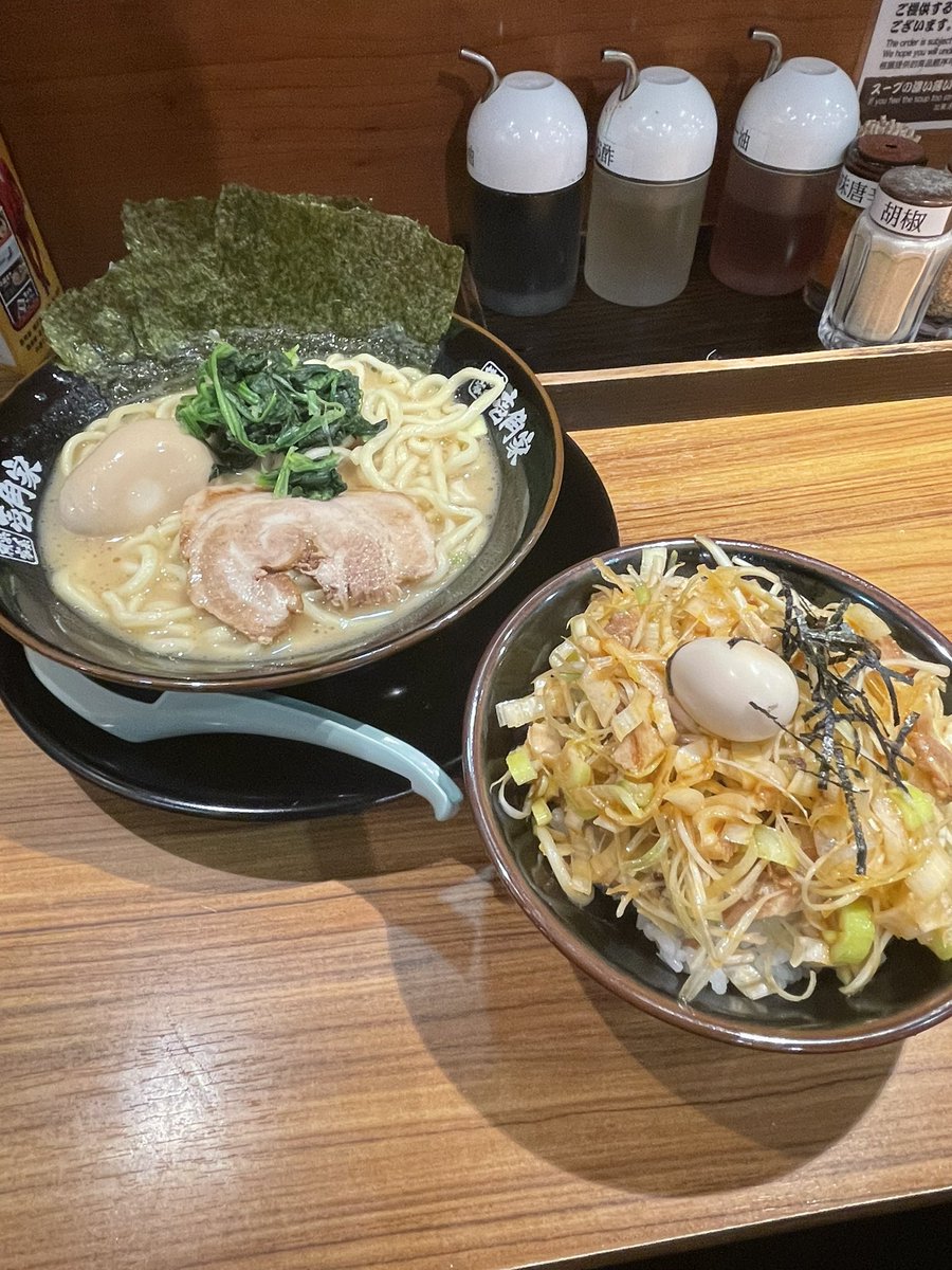 shimo834's tweet photo. ノリで予定入れるから 明日には3日間ダイビング合宿やってくる さすがに1日休み挟めば良かった https://t.co/f6cD9Ad2cL