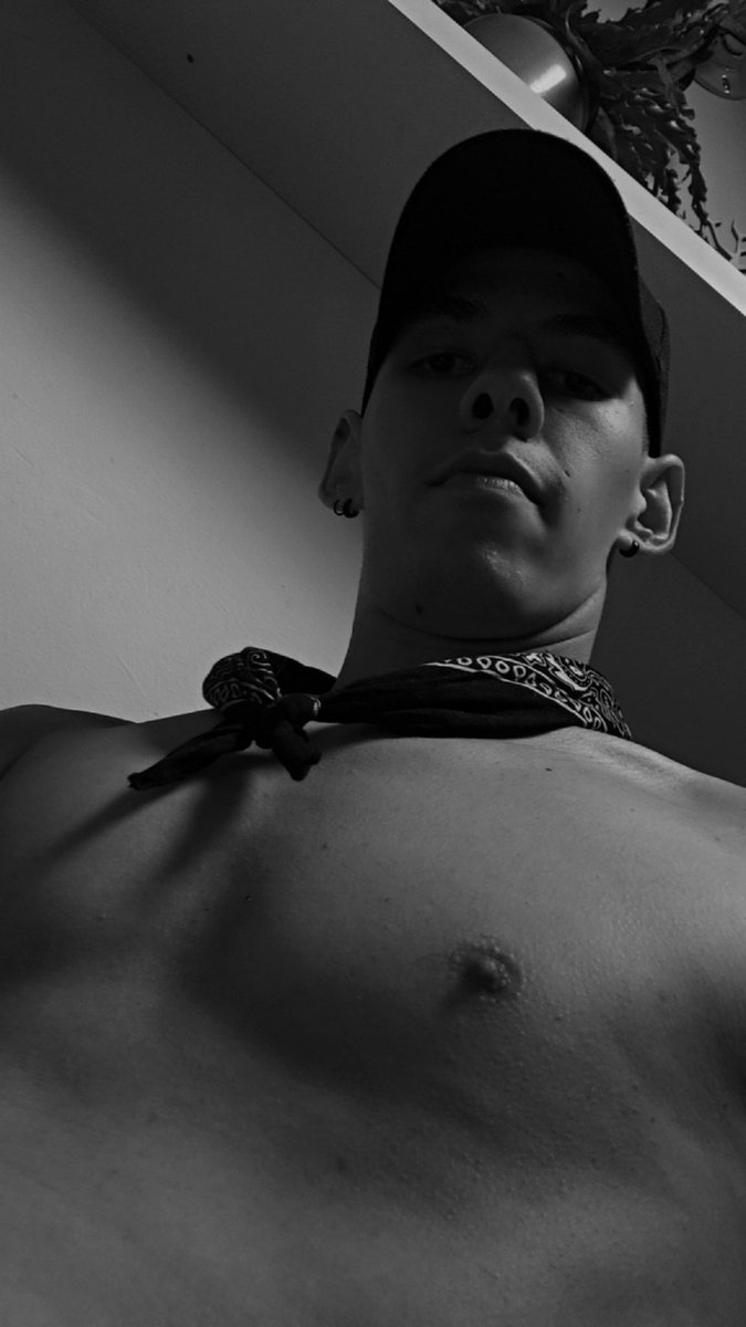 juandzerpa96's tweet photo. En blanco y negro de ve mucho más rico https://t.co/7vx5OAvuz7