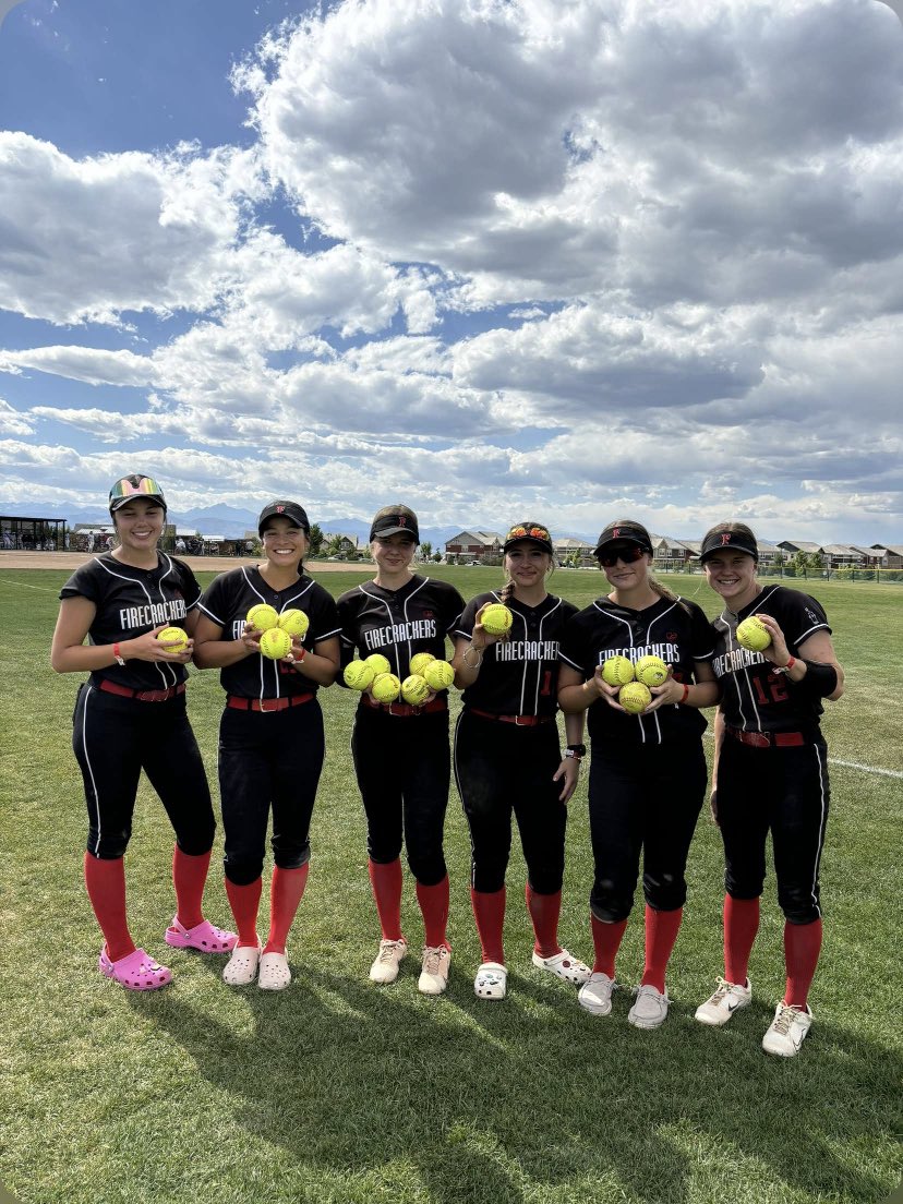 Didn’t get as far as we would have liked but we played hard going 4-4. I wasn’t able to play in the field too much because of my arm, but I was able to hit all weekend! Still lots of work to do before California 🔥

Sparkler Stats: 
.545 AVG 
2.055 OPS 
12 H 
2 2B 
6 🚀 
14 RBI