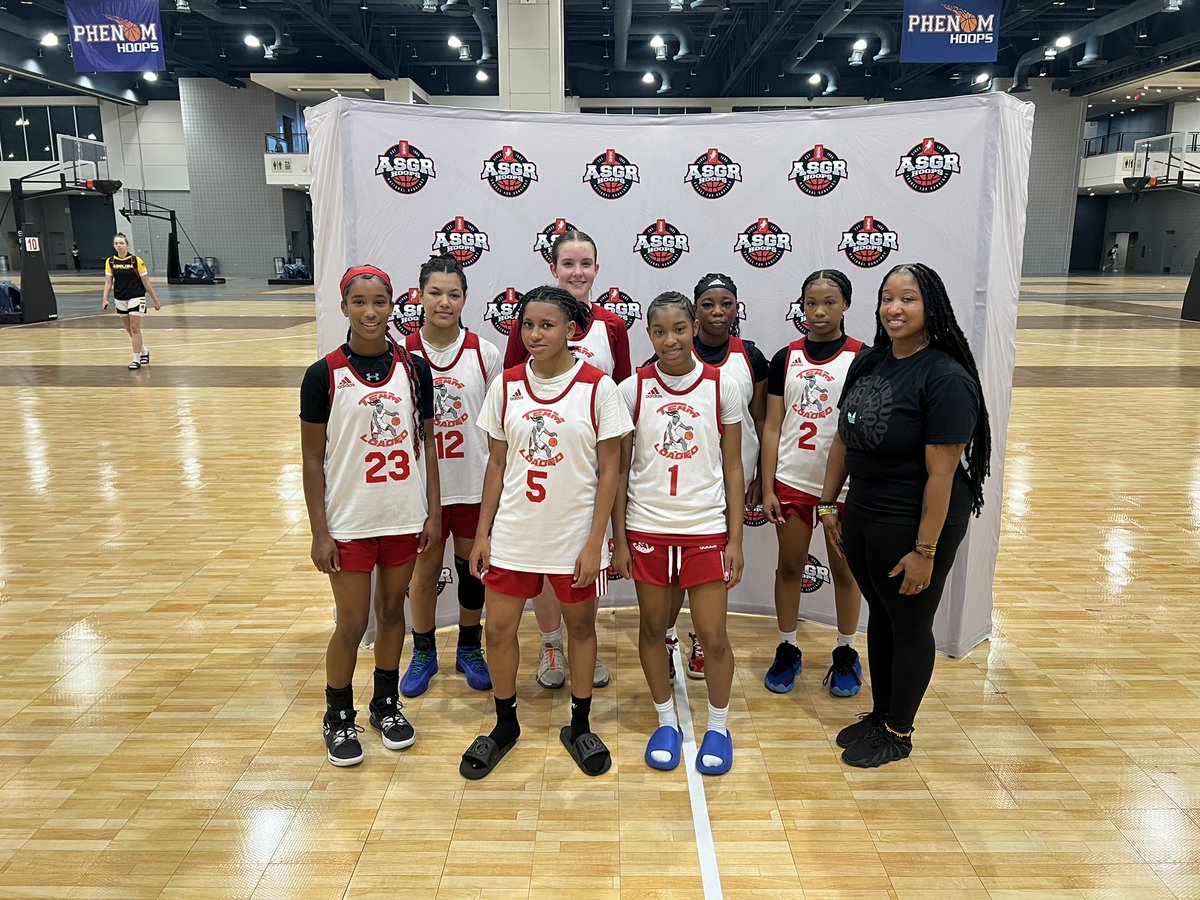 Loaded_Gurlz's tweet photo. Team Loaded 16u Select came up 4 points short in the Championship Game at The Deep South Classic. @ASGRBasketball Way to battle back from being down 20 at the half. Keep grinding ladies, Indianapolis up next!!!! #LadyLoaded #LoadedFamily https://t.co/MQ5KD5sz1L