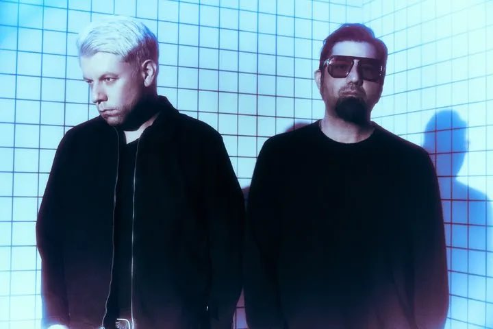 markandmepod's tweet image. Tomorrow I will be releasing the biggest interview I’ve ever done on Mark and Me Podcast

I’m still pinching myself right now that it’s happened ✝️✝️✝️

#crosses #far #deftones #markandme