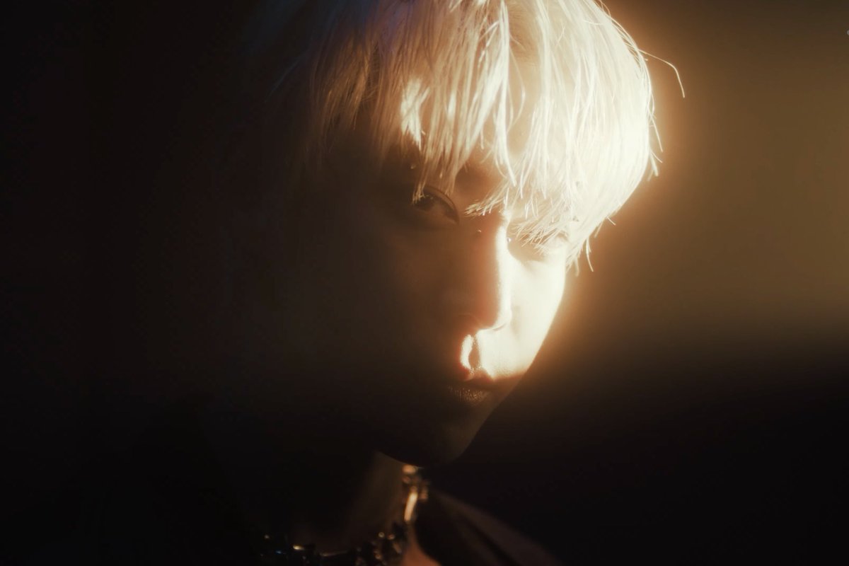 do0_lluvia's tweet photo. 도영 백금발 피어싱 스타일링🫠🫠🫠🫠🫠 https://t.co/ZfkdUZ0ljD