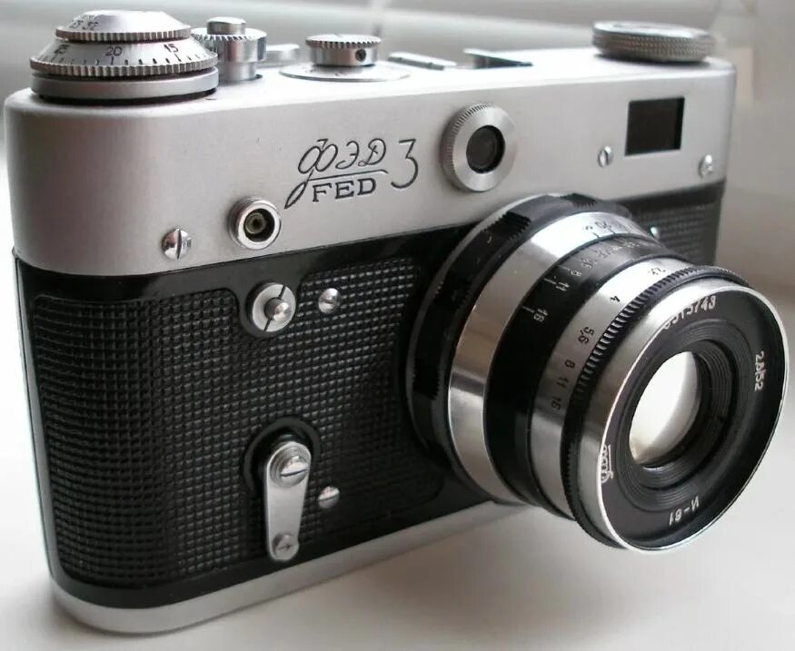фотоаппарат - ФЭД (Феликс Эдмундович Дзержинский) только узнал расшифровку 🤣