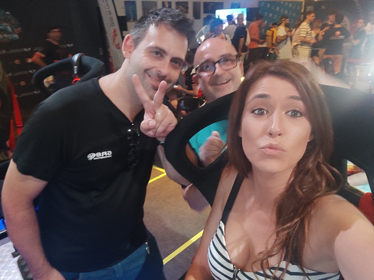 MissyHard tweet media