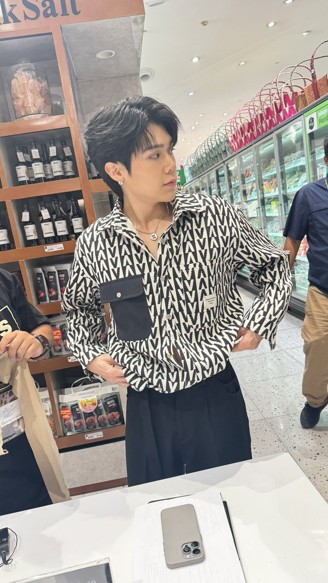 คุณต้องรักพามาเดินห้างงับ

FORTPEAT LoveSea EP5
#LoveSeaEP5