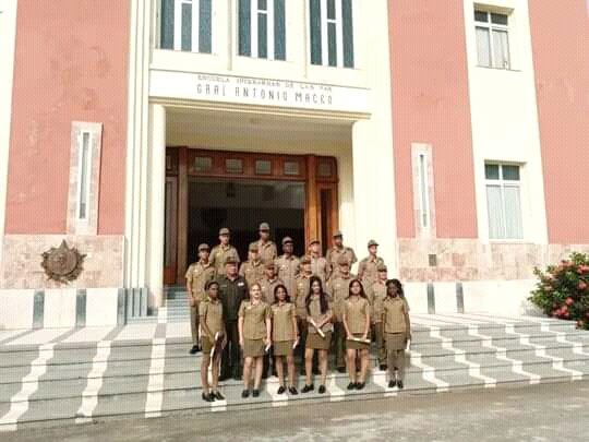Graduación en nuestras Escuelas Militares. Felicidades para nuestro pueblo uniformado #FARCuba #PatriaOMuerte #SomosContinuidad