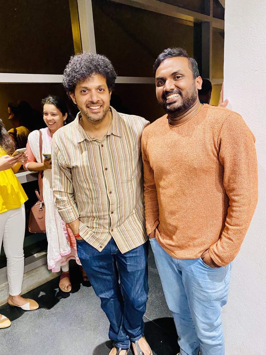 Overjoyed to see my guru, Shri Mahesh Kale, honored with the prestigious Bal Gandharva Gungaurav Award!  His dedication and artistry continue to inspire me every day. Congratulations, Guruji! 🎉🙏#ProudMKSMStudent #MKSM #BalGandharvaGungaurav <a href="/maheshmkale/">Mahesh Kale</a>
