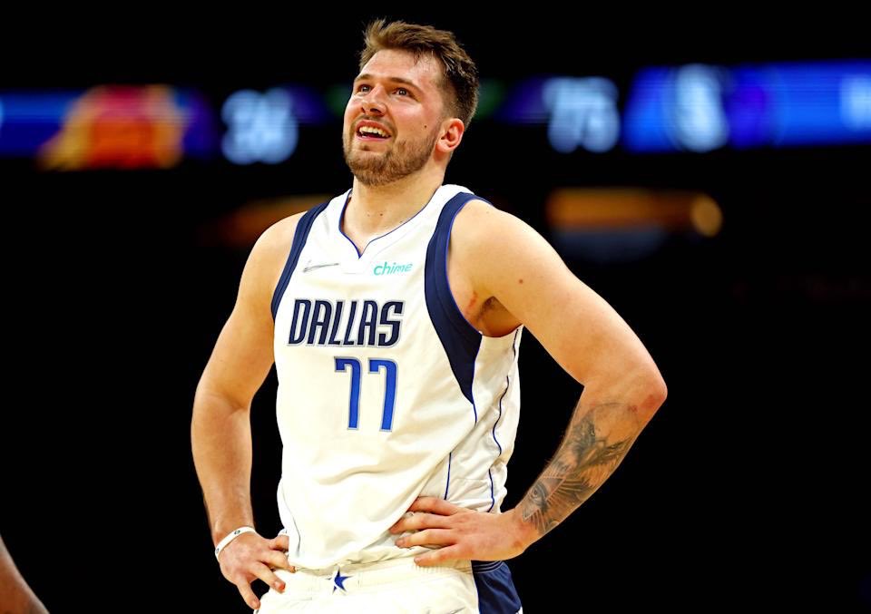 Lukarg77's tweet photo. Hoy es 7/7, asique BIENVENIDOS AL DIA DE LUKA DONCIC. Voy a hacer un hilo con lo mejor de Luka, la razón por la que Dallas lo festeja el 6 y más. Asique si les gusta, denle RT y Fav

Dentro hilo 🧵🪡 https://t.co/UvGz2mseTe