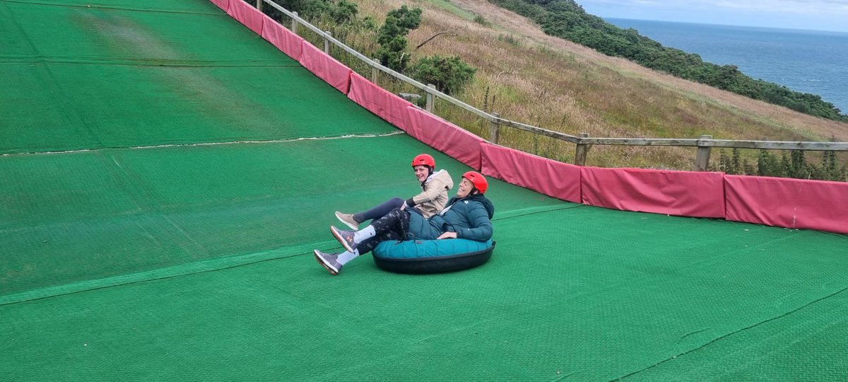 MrsHeath tweet media