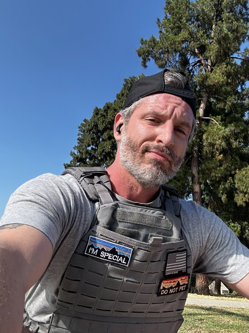 Little rest day cardio. https://t.co/rqrylxIlaq