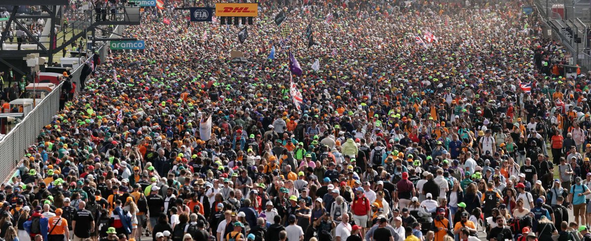 JUSTRACINGYT's tweet photo. The British GP should be F1's crown jewell. The first F1 race was here. Silverstone has hosted the most F1 races. The crowd is nuts. The races are really good. It's the home race for most of the teams. The weather is unpredictable. You can actually overtake.
#F1 #BritishGP https://t.co/nkIEvSyJun