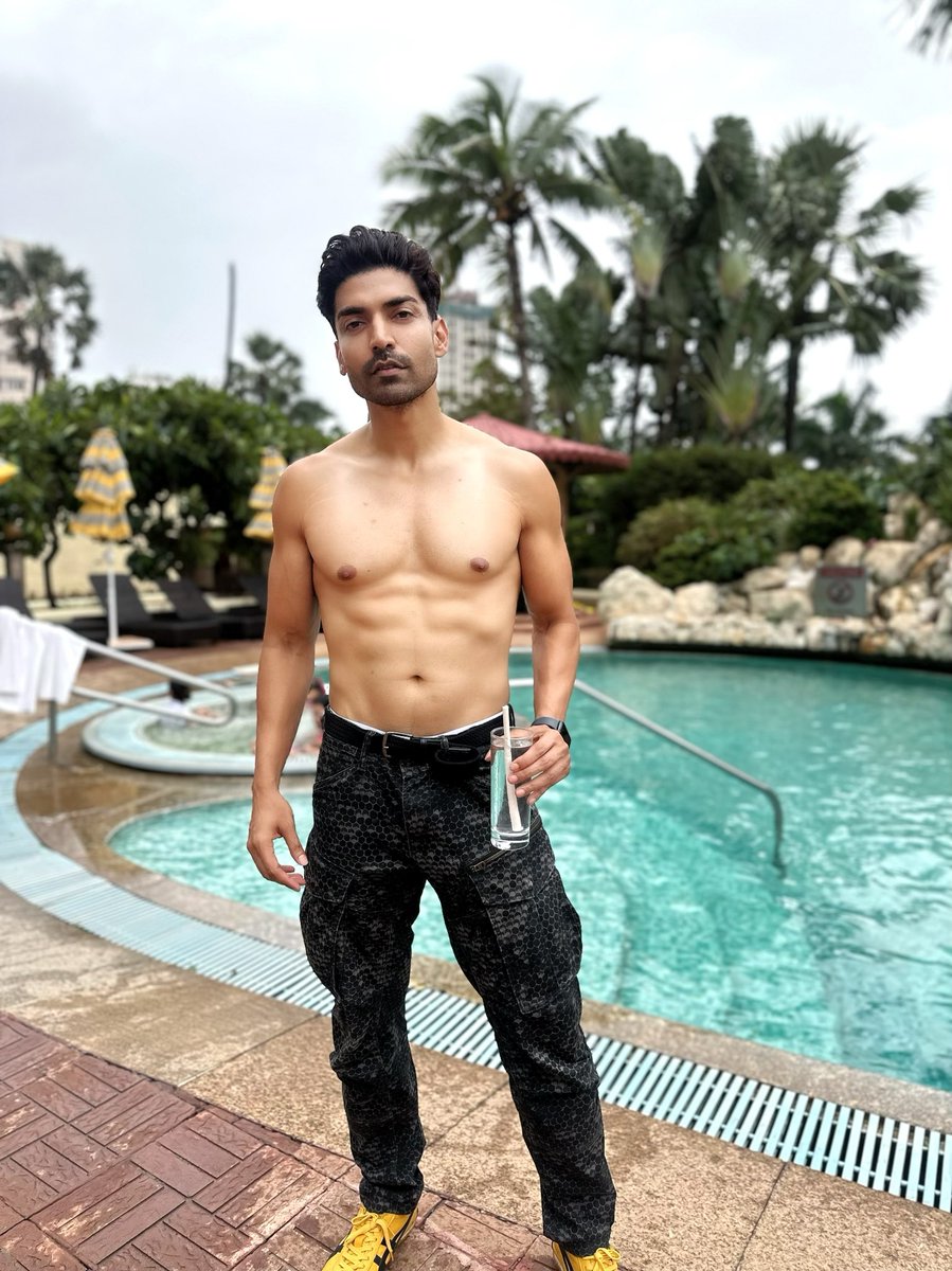 gurruchoudhary's tweet photo. Unwinding myself while you all gear up for tonight’s 12am premiere of “Commander Karan Saxena” only on Disney+ Hotstar! Get ready for an action-packed adventure 💪🏻❤️
Need your love and support 🙏🏻🪄✨
.
#CommanderKaranSaxena #8thJuly #Tonight #Midnight #Excited 
.
.
#gurmeetchoudhary