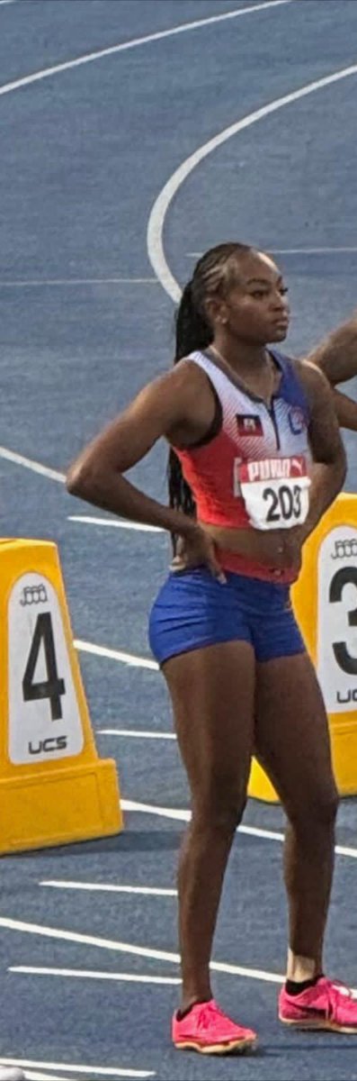 FHAA_Official's tweet photo. L'athlète du 100 m haies Émelia Chatfield s'est qualifiée pour les Jeux olympiques 2024 à Paris! https://t.co/K9EnT75xKk