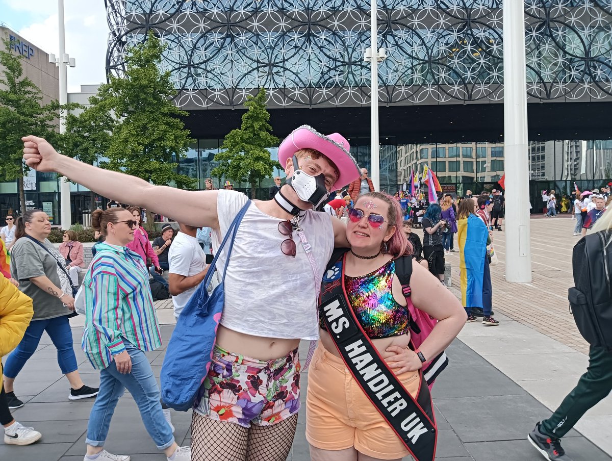 Happy anniversary to my gorgeous puppy, my best friend and my person🩷🤍🖤 1 year... Nearly Guinness' 1 year pup birthday too 😝