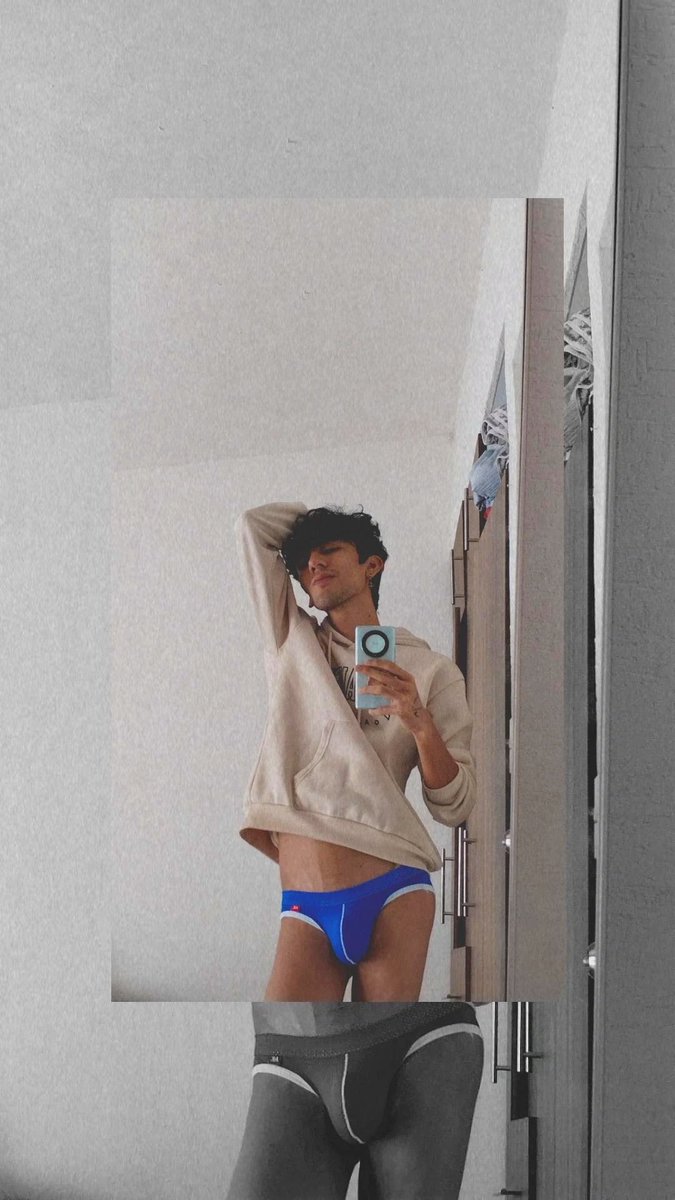 jozdanni's tweet photo. Buenos días homosexuales ✨

Ya se tomaron su foto del día frente al espejo? 🪞
🔄 https://t.co/8v56IzPAhQ