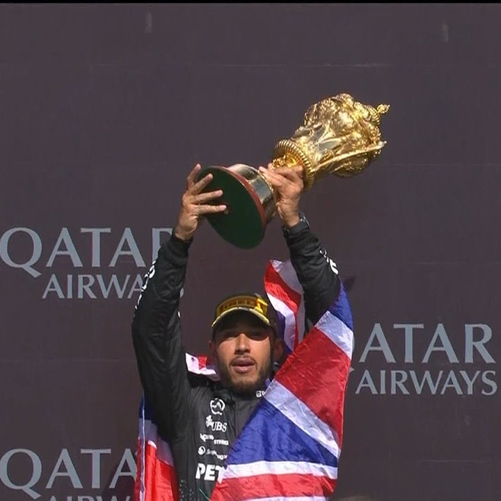 blog_formula1's tweet photo. 104 VITÓRIAS (RECORDE)
199 PÓDIOS (RECORDE)

SIR LEWIS HAMILTON. https://t.co/975dsoUhTA