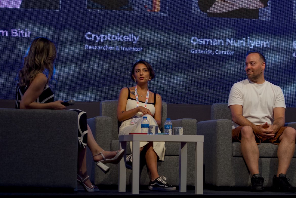 ece haskan tweet media