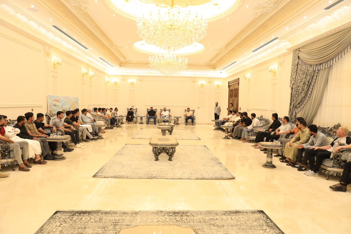 mediaofspeaker's tweet photo. رئيس لجنة النفط والغاز والثروات الطبيعية النيابية والقيادي في حزب تقدم الشيخ @HaibetHamad يستقبل عدد من شباب ناحية الرحالية، لبحث الأوضاع العامة في الناحية، وضرورة أخذ دورهم في البناء والإعمار، والحفاظ على ما شهدته الناحية ومحافظة الأنبار من تقدم وازدهار https://t.co/4kbu8ES8ts