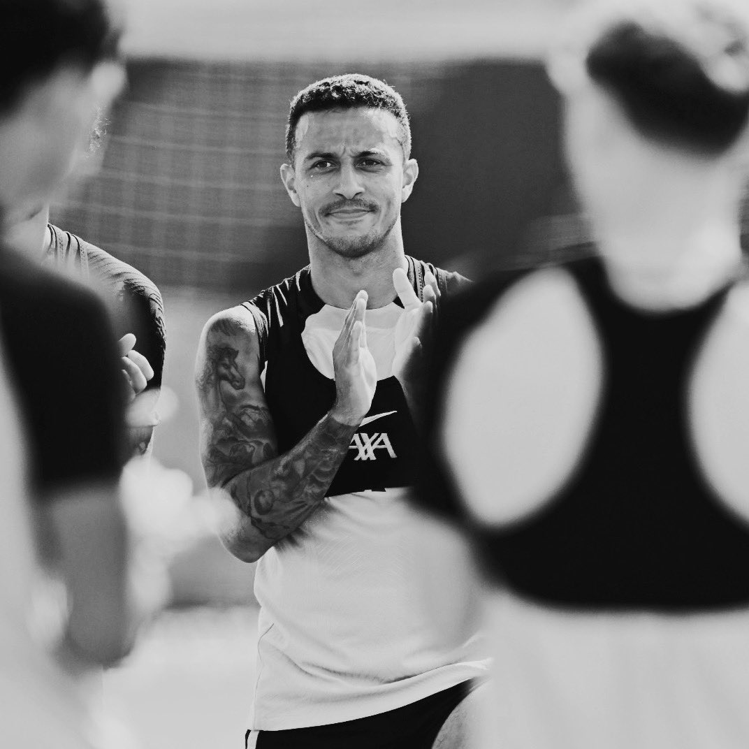 🎙️🇪🇸 Thiago Alcântara: "I have that ‘hate modern football’ mentality... I’m more classic in attitude!

"The No.10 role has almost disappeared. We see less magic, less fantasy. Footballers do more, but faster.

Players are more developed in every sense… the playmaker who was