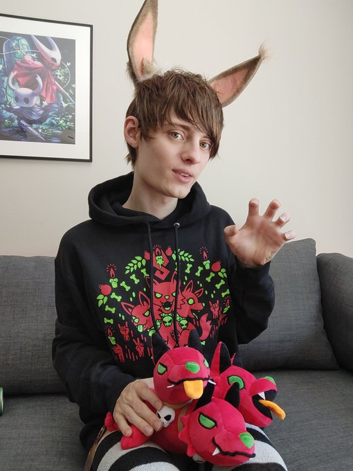 I'm an evil bunny~ Gatekeeper of the underworld >:3   You will have to go through me to escape hell~