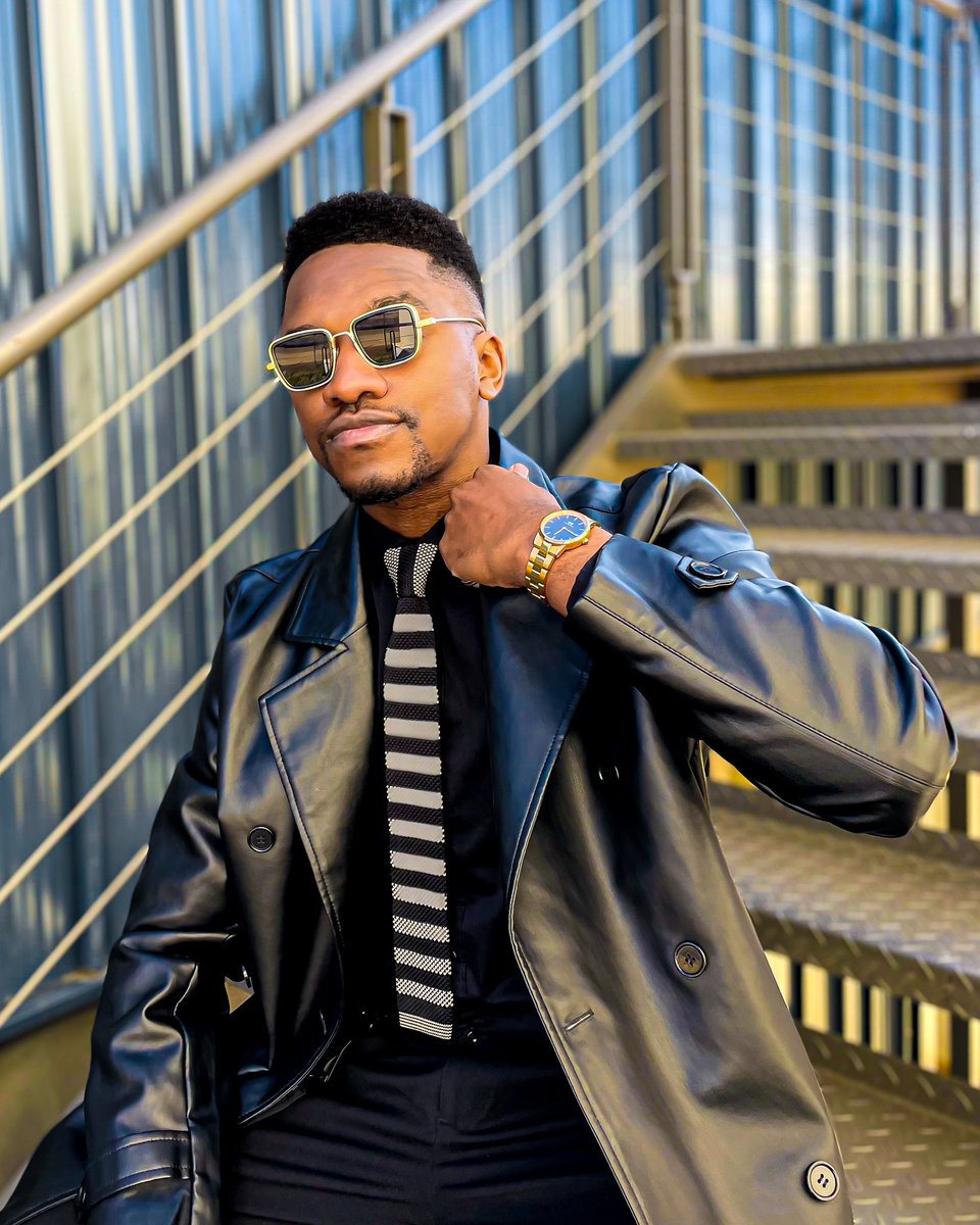 ThirdofHisName_'s tweet photo. Get upto 40% OFF + 20% OFF EXTRA
Using my code: DWBB20JULY 
When shopping @danielwellington
[Get it straight from the Store for Less]
—
#Crypto #lewis #britishGP #Bridgerton #fnb #danielwellington #igbaddie ##iconiclink Fresh #Prince https://t.co/QTBjaENTvJ
