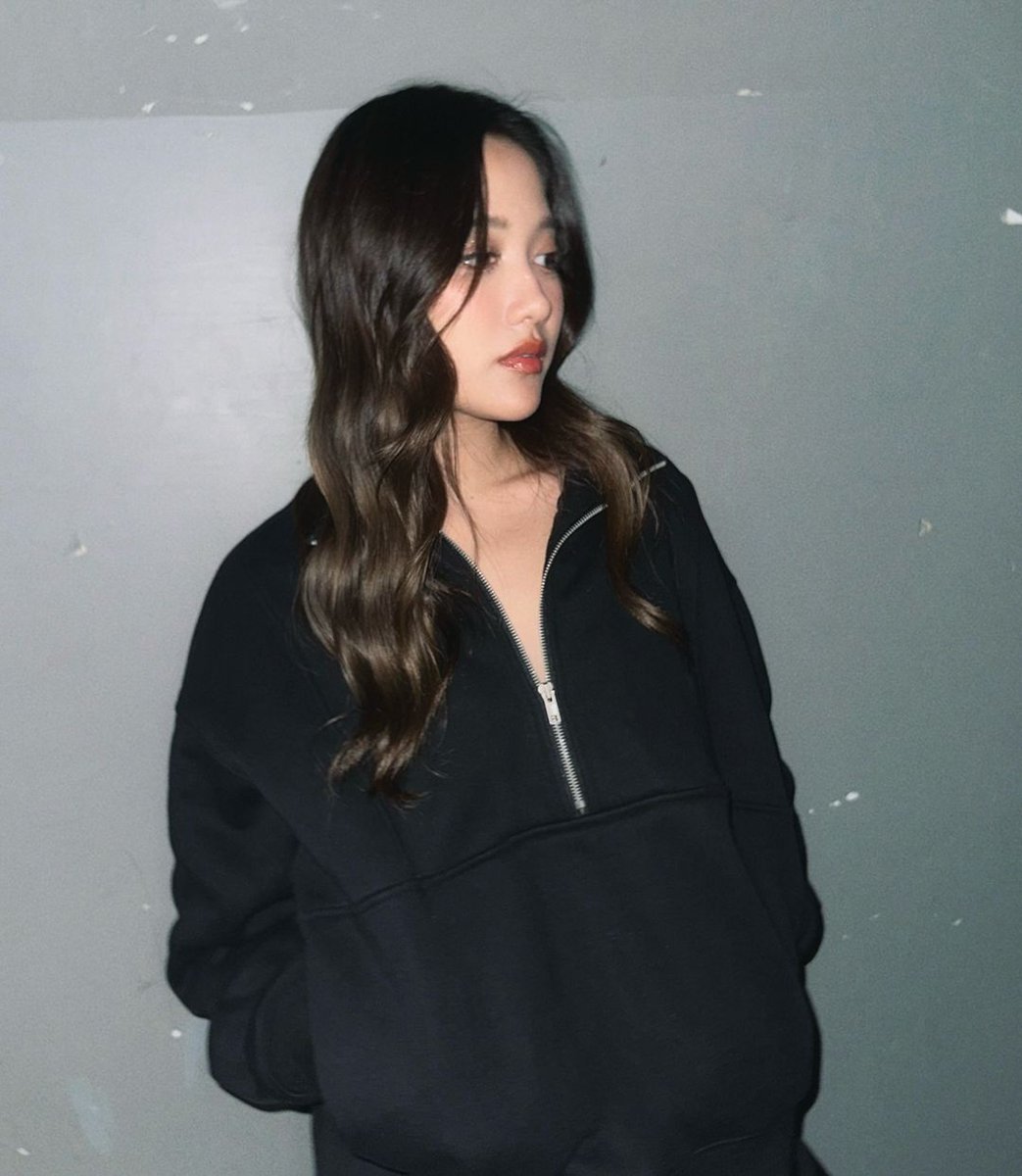 itsbecfreen_'s tweet photo. 🥹🥹🥹

(these are from a week ago) 🌷

#srchafreen https://t.co/q2MUJs8jhR