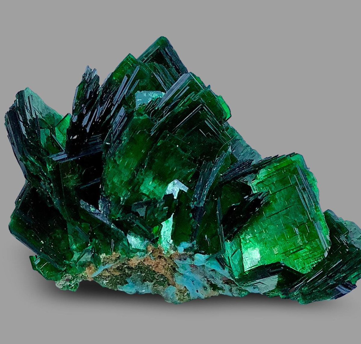 GeologyTime's tweet image. The radioactive, hydrated copper uranyl phosphate Torbernite, from the Musonoi Mine, Katanga, Democratic Republic of Congo

Photo: Nunzio.j