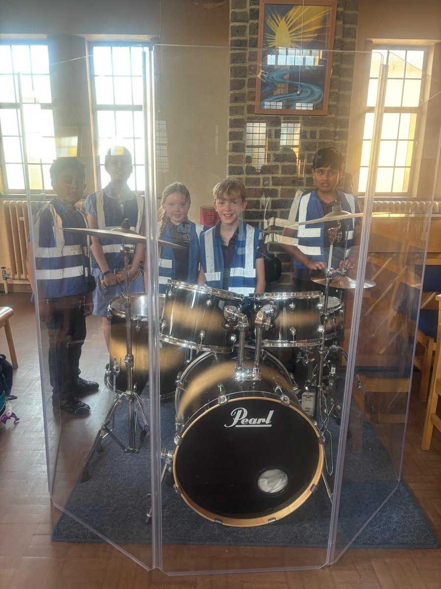 Y5@fircroft.family tweet media