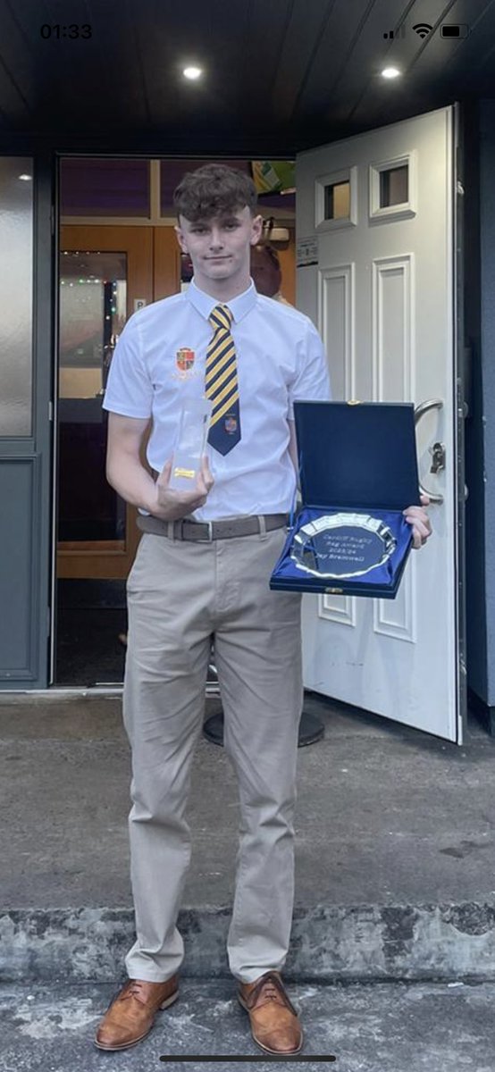 WarrenBramwell's tweet photo. Fantastic presentation last night what was the end of the mini and juniors  for my oldest, thanks coaches for everything and the 3 course and wine was outstanding 🍷massively proud moment for the family jay getting backs player of the year 🏆next stop youth rugby @Uppababysnakes https://t.co/r8mVKVa6N6
