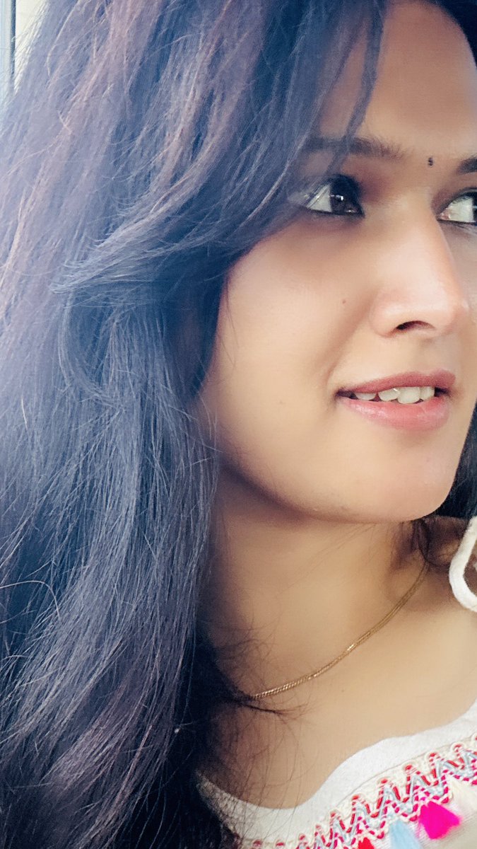 BhawnaSharma_05's tweet image. So I have to write #jhumkatwitter or #jhumkaX