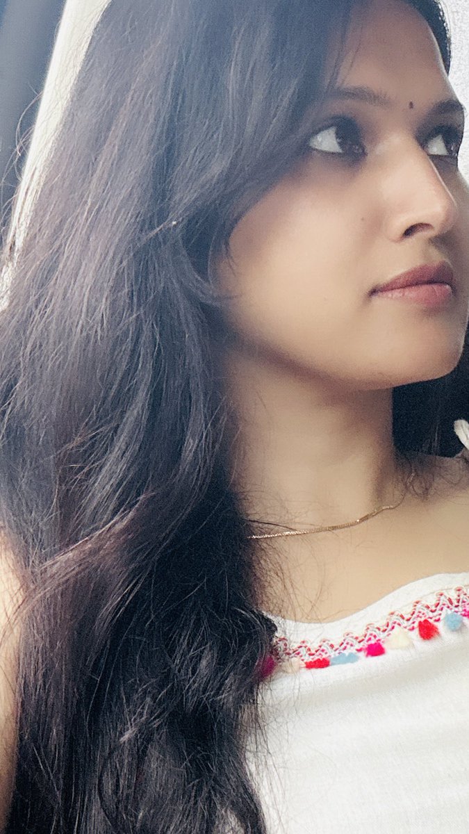BhawnaSharma_05's tweet image. So I have to write #jhumkatwitter or #jhumkaX