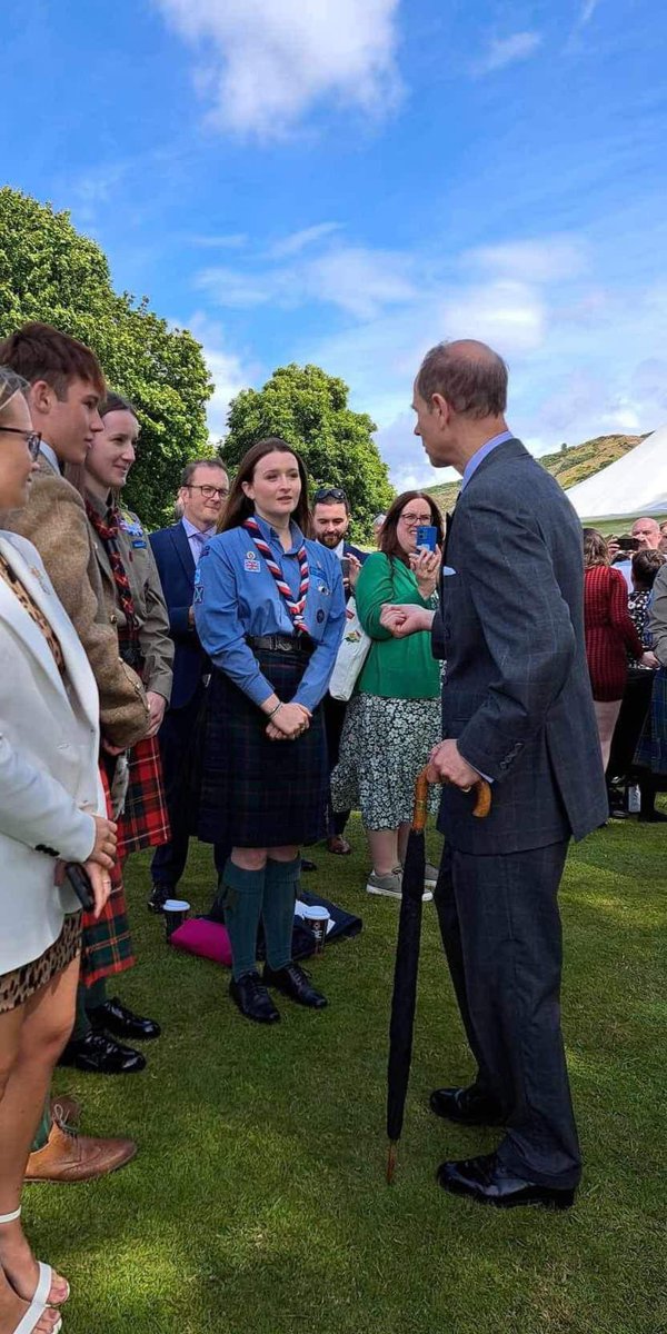 DaedalusExplor3's tweet photo. @DofEScotland Naimh was presented her Gold award https://t.co/tMBSoGfWfS