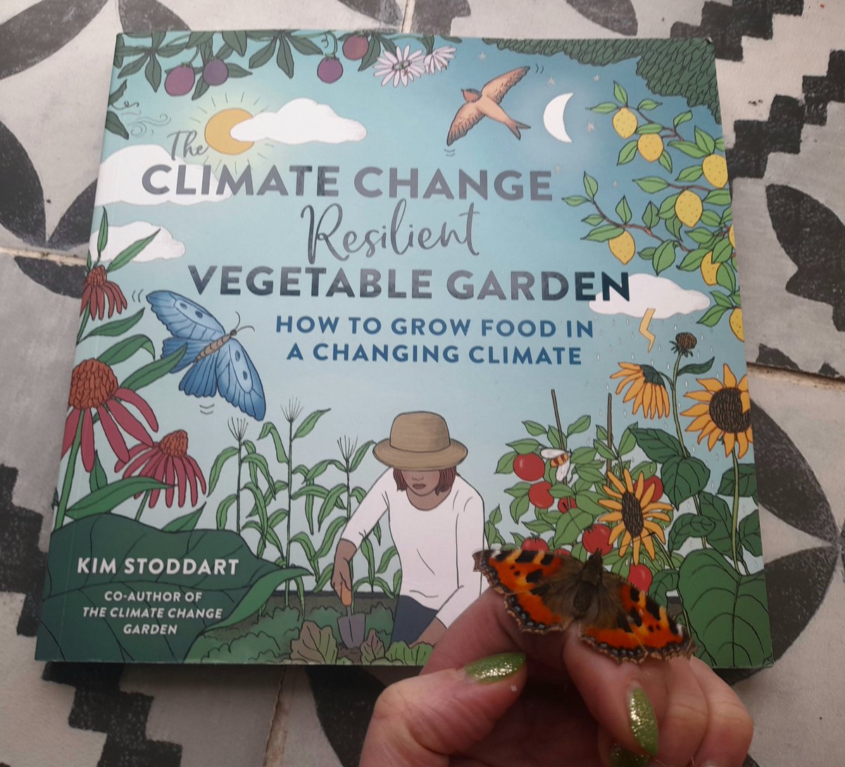 Kim Stoddart (@badlybehavedone) on Twitter photo It has been a brilliant day delivering talks on climate change resilient gardening at <a href="/RHSHampton/">RHSHamptonCourt</a>. The weather has been extreme but there has been lots of sunshine at this brilliant show. 💚💚💚
<a href="/QuartoBooksUS/">Quarto Books US</a> It has been a brilliant day delivering talks on climate change resilient gardening at <a href="/RHSHampton/">RHSHamptonCourt</a>. The weather has been extreme but there has been lots of sunshine at this brilliant show. 💚💚💚
<a href="/QuartoBooksUS/">Quarto Books US</a>