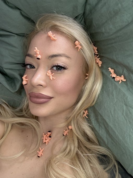 I'm waiting for him to bring a napkin 😁 https://t.co/XldlKfBzrN<a href="/tag/marbella"class="tags"><span>#marbella</span></a><a href="/tag/playapadre"class="tags"><span>#playapadre</span></a>