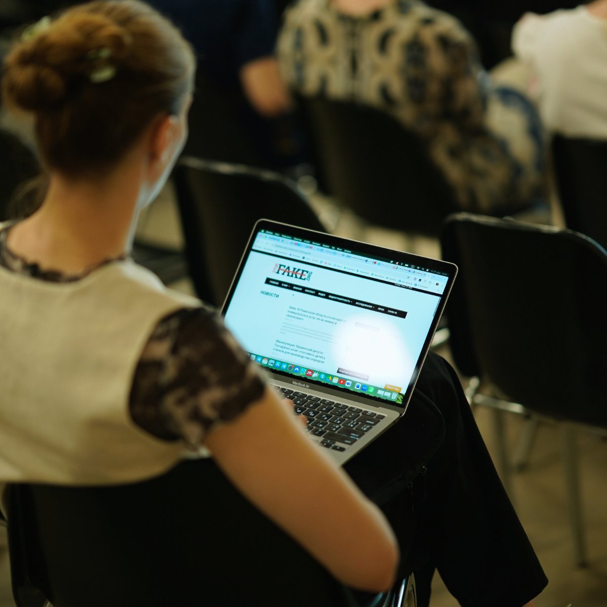🇺🇦🇹🇷 On June 27, StopFake held a training on 🇷🇺 propaganda for Turkish media and journalism students in Ankara. We thank the Embassy of 🇺🇦 in Turkey <a href="/UKRinTR/">Ukraine in Türkiye</a> for participating in the event and its careful organization, to <a href="/Ukr_Ayna/">Ukr-Ayna</a> and <a href="/DCNGlobalNet/">DCNGlobal</a> for support. <a href="/StopFakeTR/">StopFake Türkiye</a>