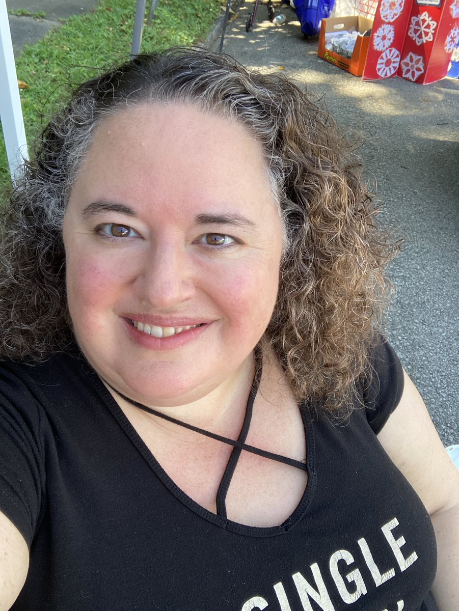 Elizabeth Donald tweet media