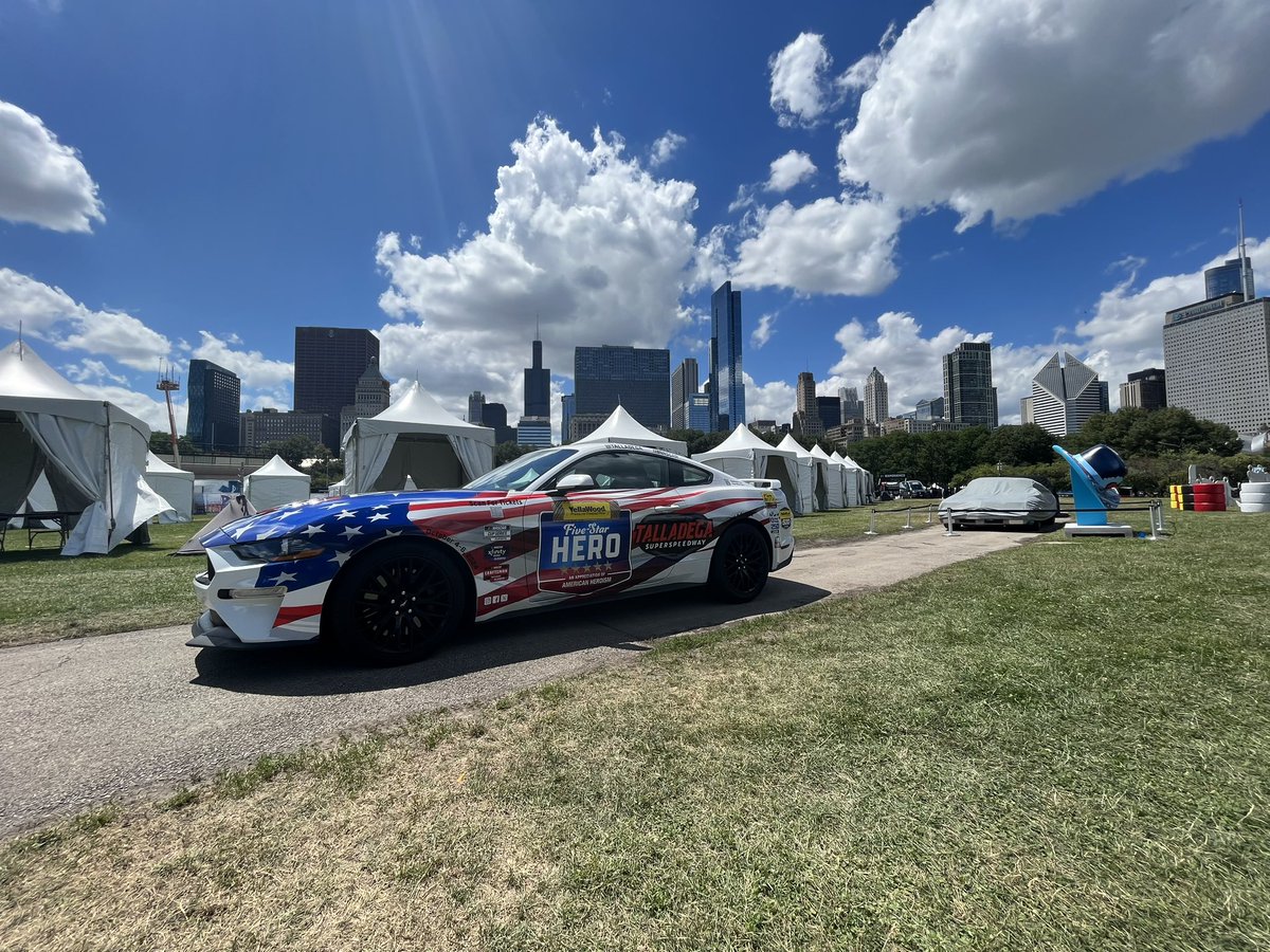 Talladega Superspeedway tweet media