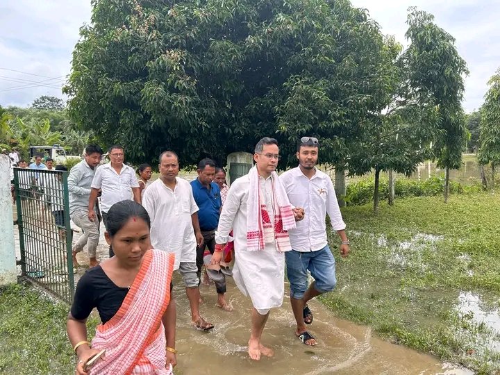 MrDemocratic_'s tweet photo. This person should be the CM of Assam.

G A U R A V   G O G O I 🔥 https://t.co/Esf1aARQST