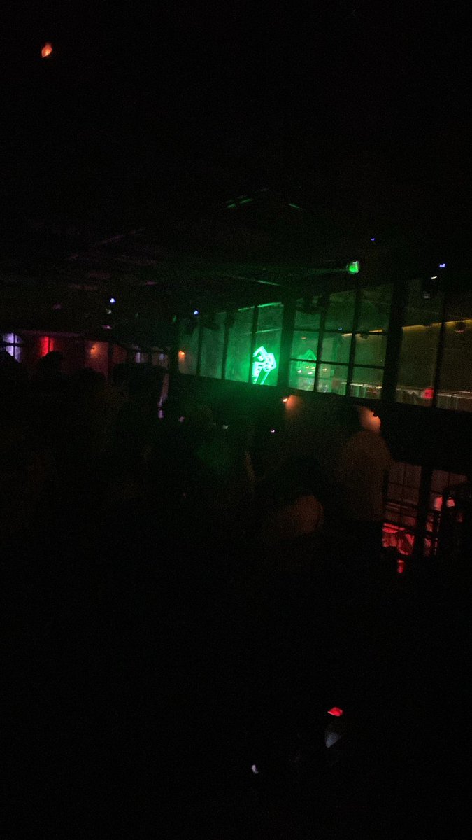 ไม่เห็นจะหายเหงาเลยคับไหนไครมาทำไห้หายเหงาหน่อยสิ boy toy