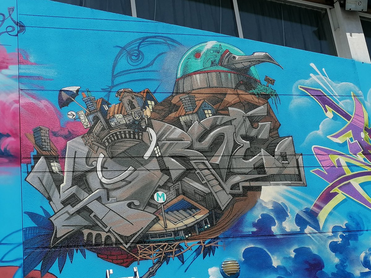 Un explosif hommage à Hayao Miyazaki a poussé sur les murs de l espace Mendes France à #Saintes pour le Festival des Cultures urbaines
