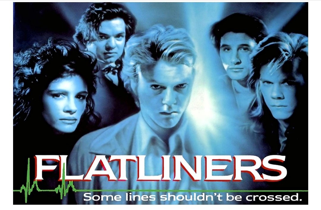 Lingonju's tweet image. ¡Un poco siniestro el cartel!
Esta claramente basado en el de la película #Flatliners que no va precisamente de RCP