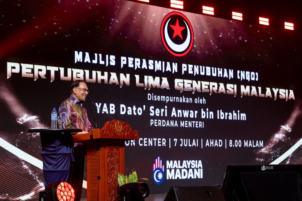 Anwar Ibrahim tweet media
